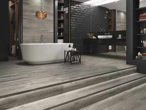 Carrelage Sol Imitation Parquet Antidérapant R10 20x120 Bayou InstaHouse ALABAMA APE Cendre sol salle de bains